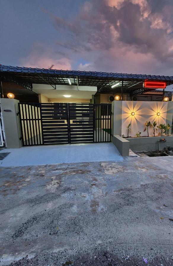 Sun Star Home By Ipoh Maju Stay ภายนอก รูปภาพ